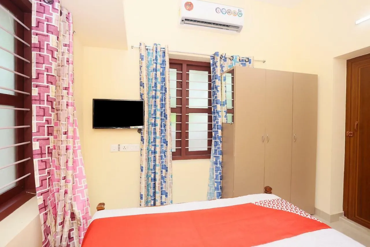 Peace Rooms Trivandrum Trippapur 0*,  India